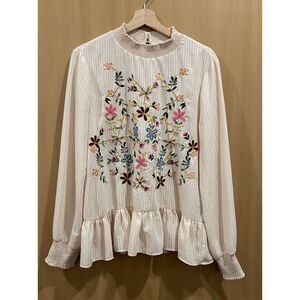 Kayla Armoire Blouse Top FLORAL EMBROIDERY Peplum SMOCKED Size Large‎